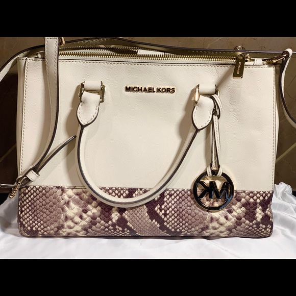 Brand new Michael Kors hand bag - Picture 4 of 5